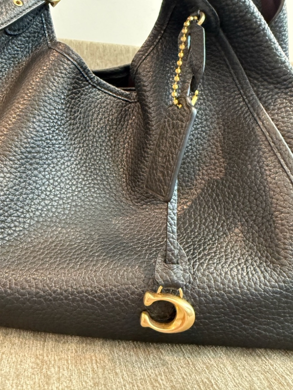 Authentic Coach Lori Black Pebble Leather Shoulder Bag With Gold Hardware - Picture 13 of 14